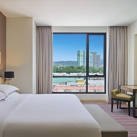 Four Points By Sheraton Puchong Buitenkant foto