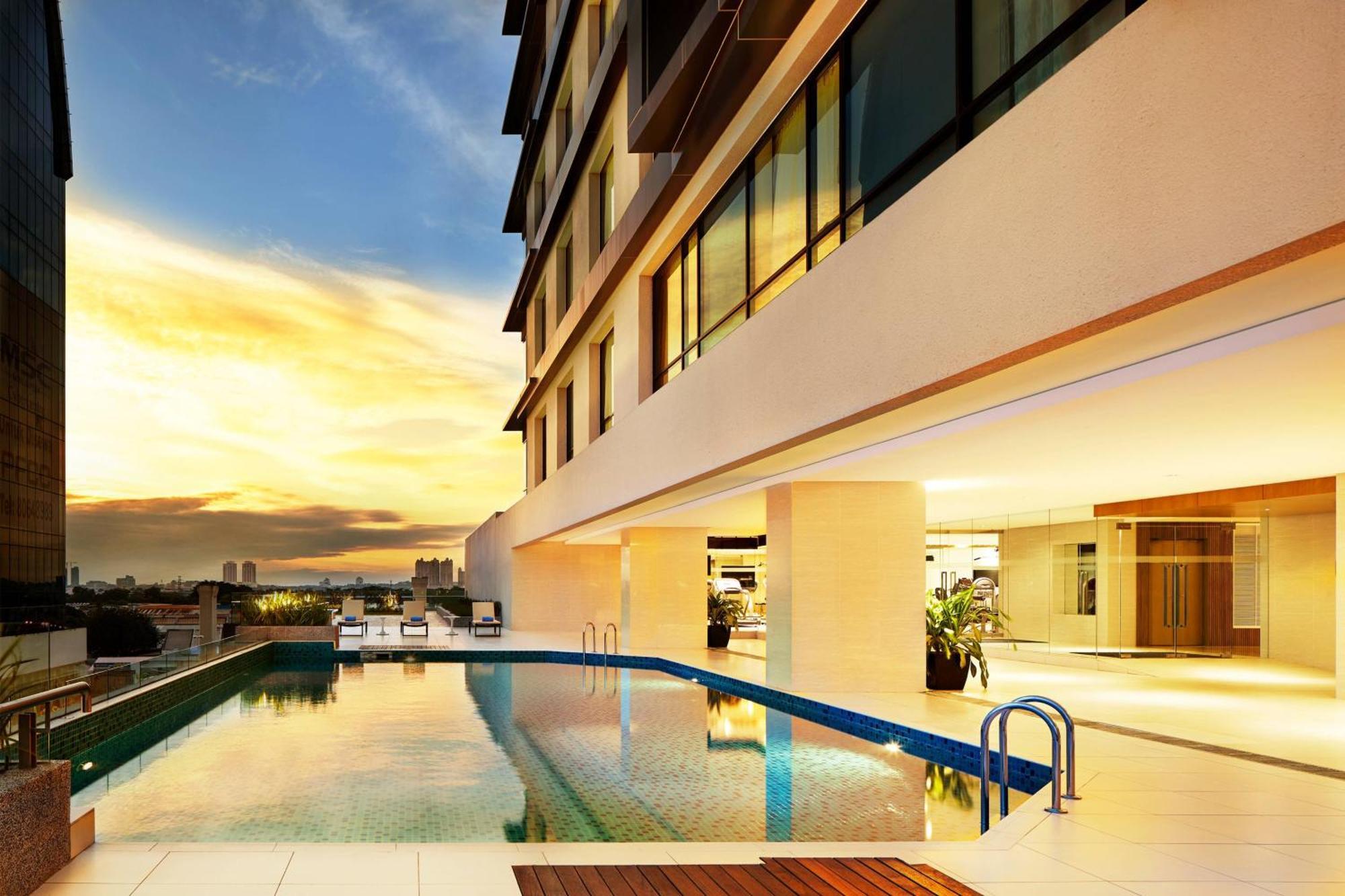 Four Points By Sheraton Puchong Buitenkant foto
