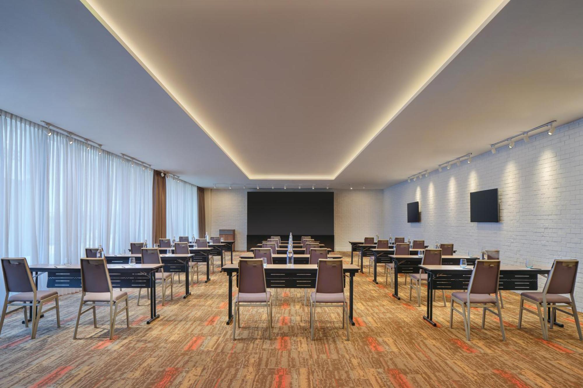 Four Points By Sheraton Puchong Buitenkant foto